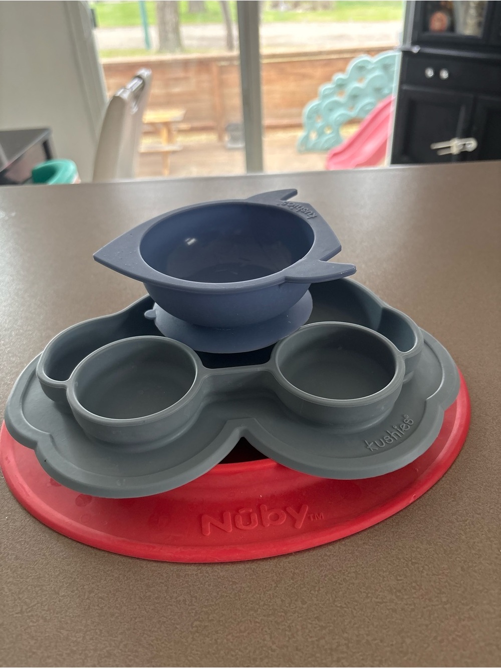 Nuby Kids Silicone Suction Plate & Bowls - Gray and Red